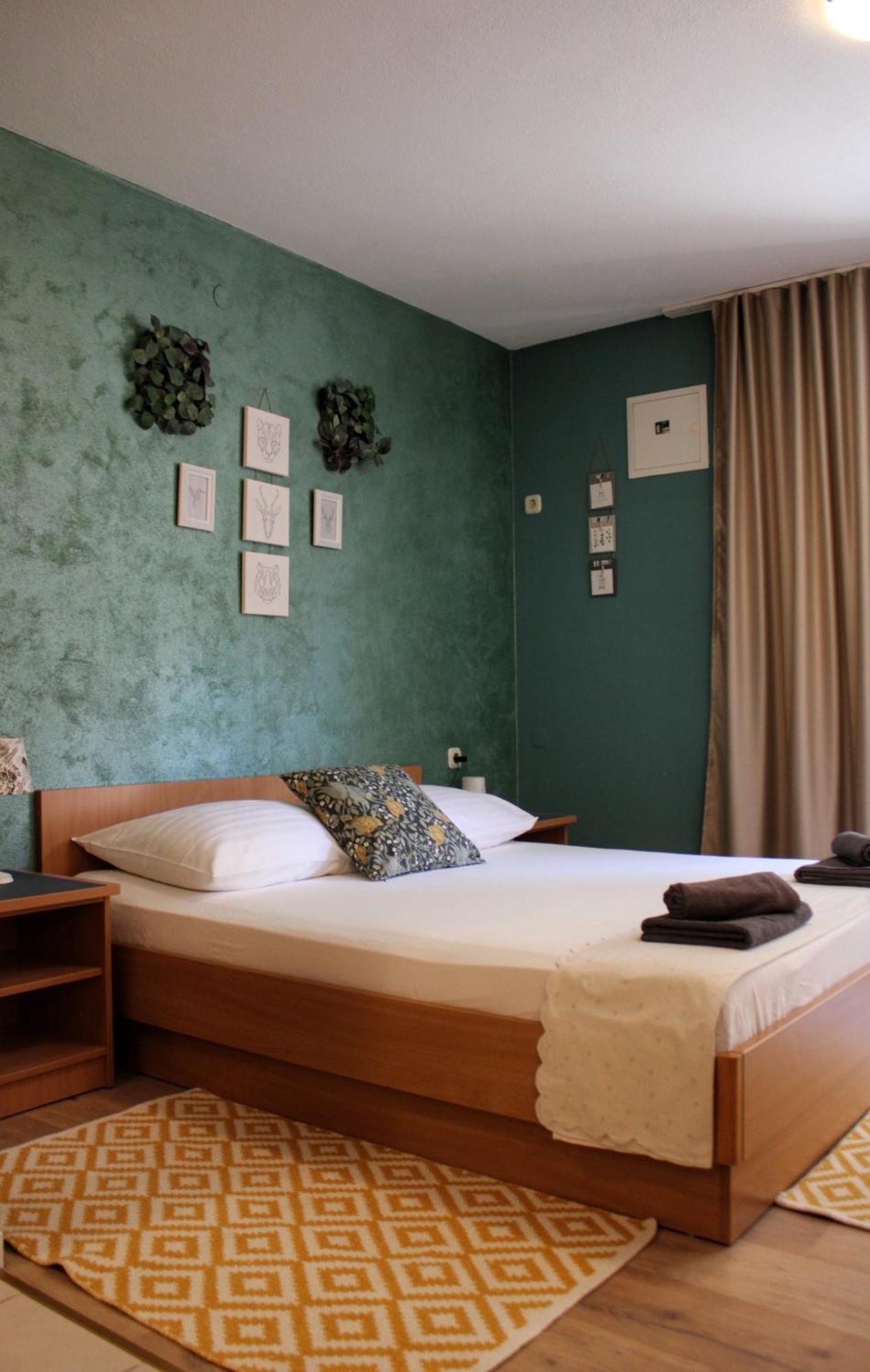 Studio Laura-Spacious Studio On The Main Beach Makarska Buitenkant foto