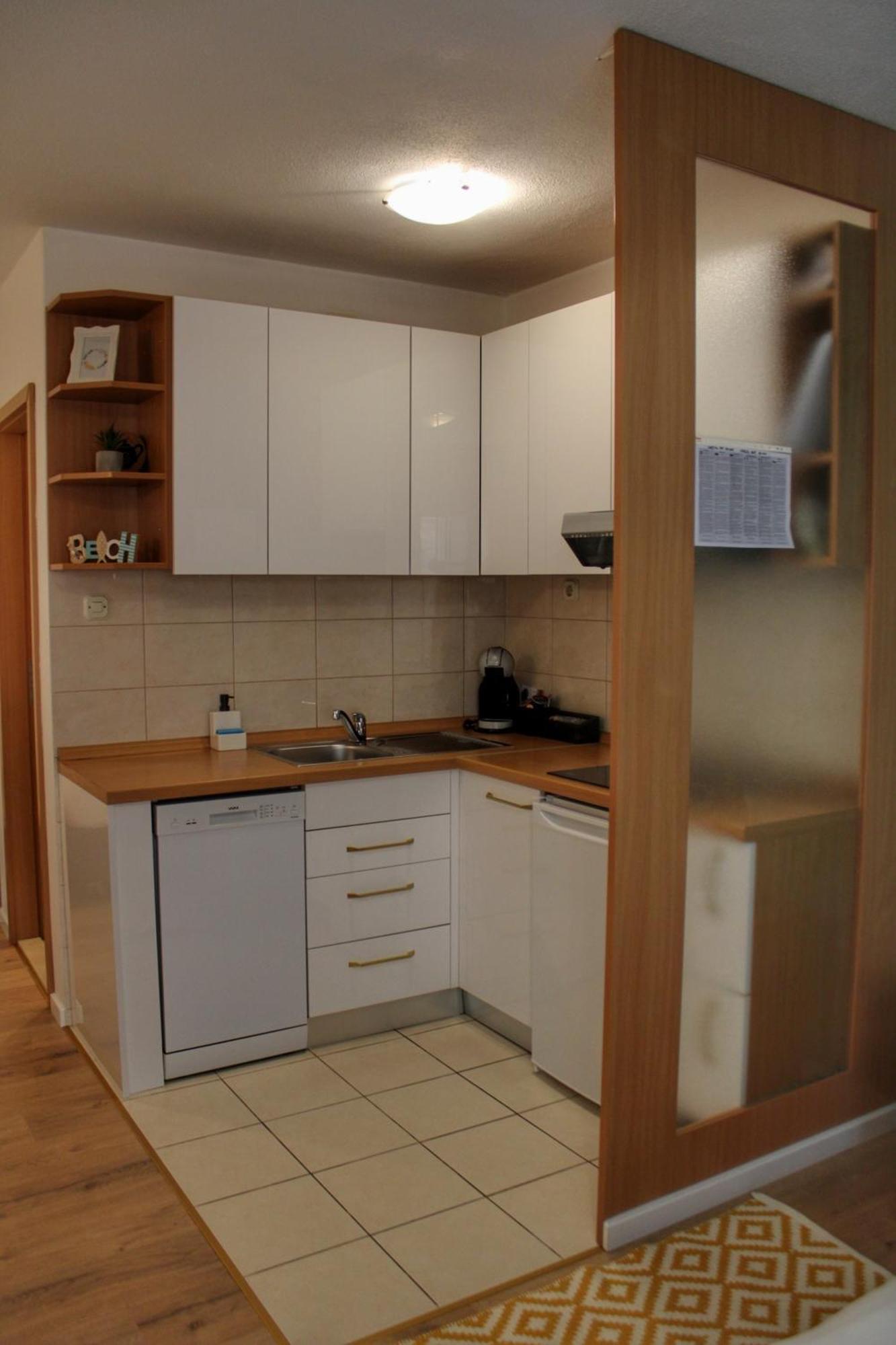 Studio Laura-Spacious Studio On The Main Beach Makarska Buitenkant foto
