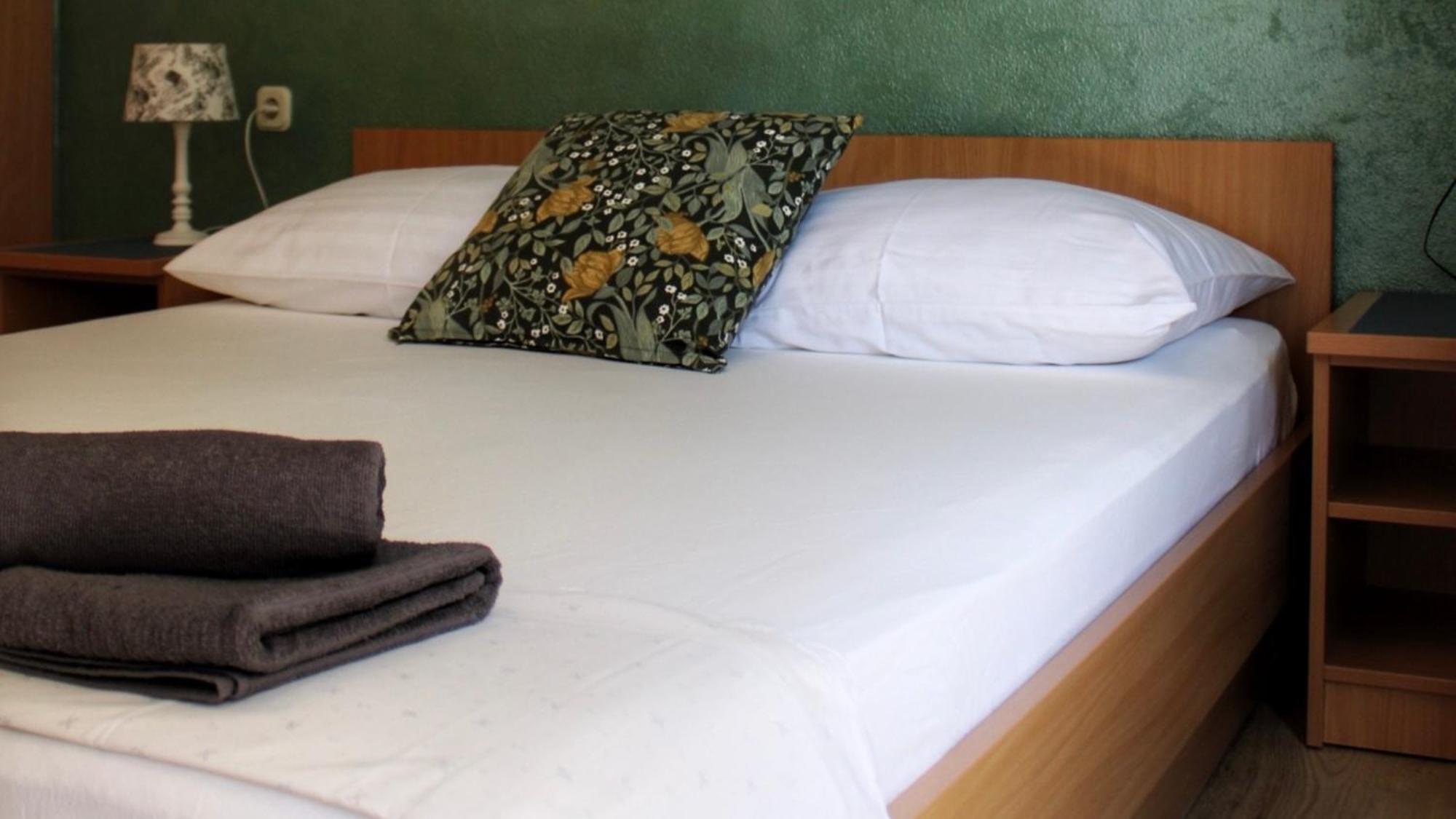 Studio Laura-Spacious Studio On The Main Beach Makarska Buitenkant foto