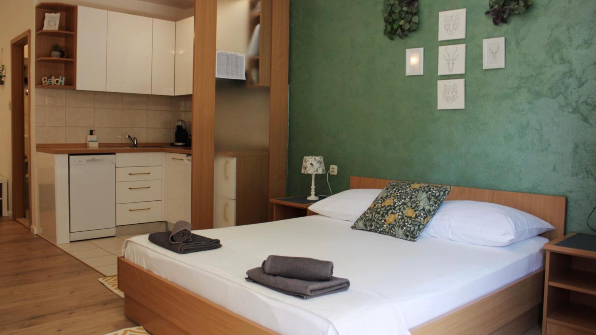 Studio Laura-Spacious Studio On The Main Beach Makarska Buitenkant foto