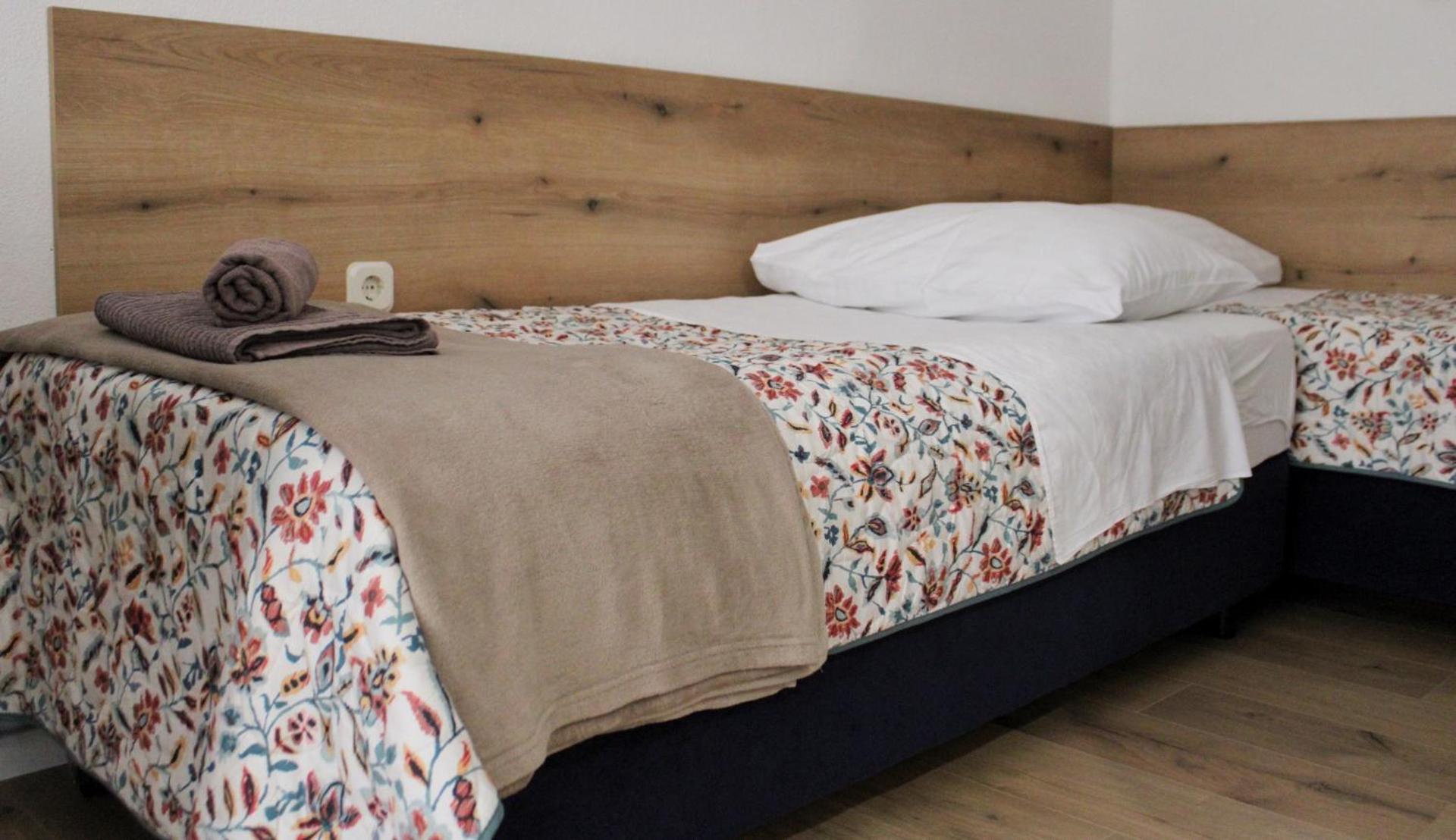 Studio Laura-Spacious Studio On The Main Beach Makarska Buitenkant foto