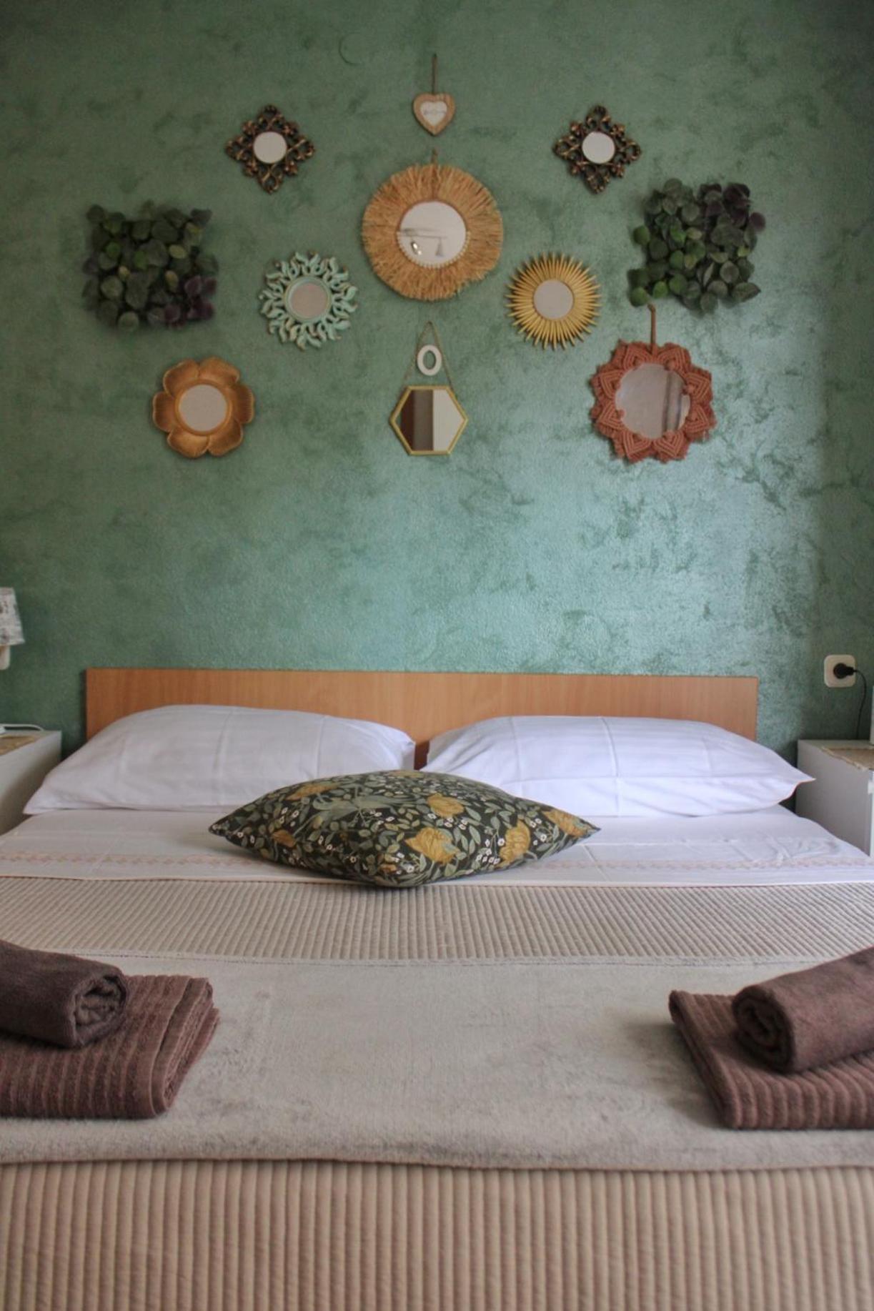 Studio Laura-Spacious Studio On The Main Beach Makarska Buitenkant foto